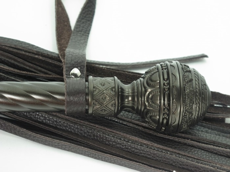 BDSM Arsenal SCEPTRE FLOGGER BROWN 40 cm