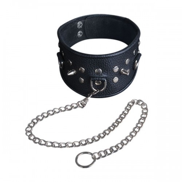 Sitabella LEATHER COLLAR BLACK WITH RIVETS AND SMALL SPIKES WITH LEASH